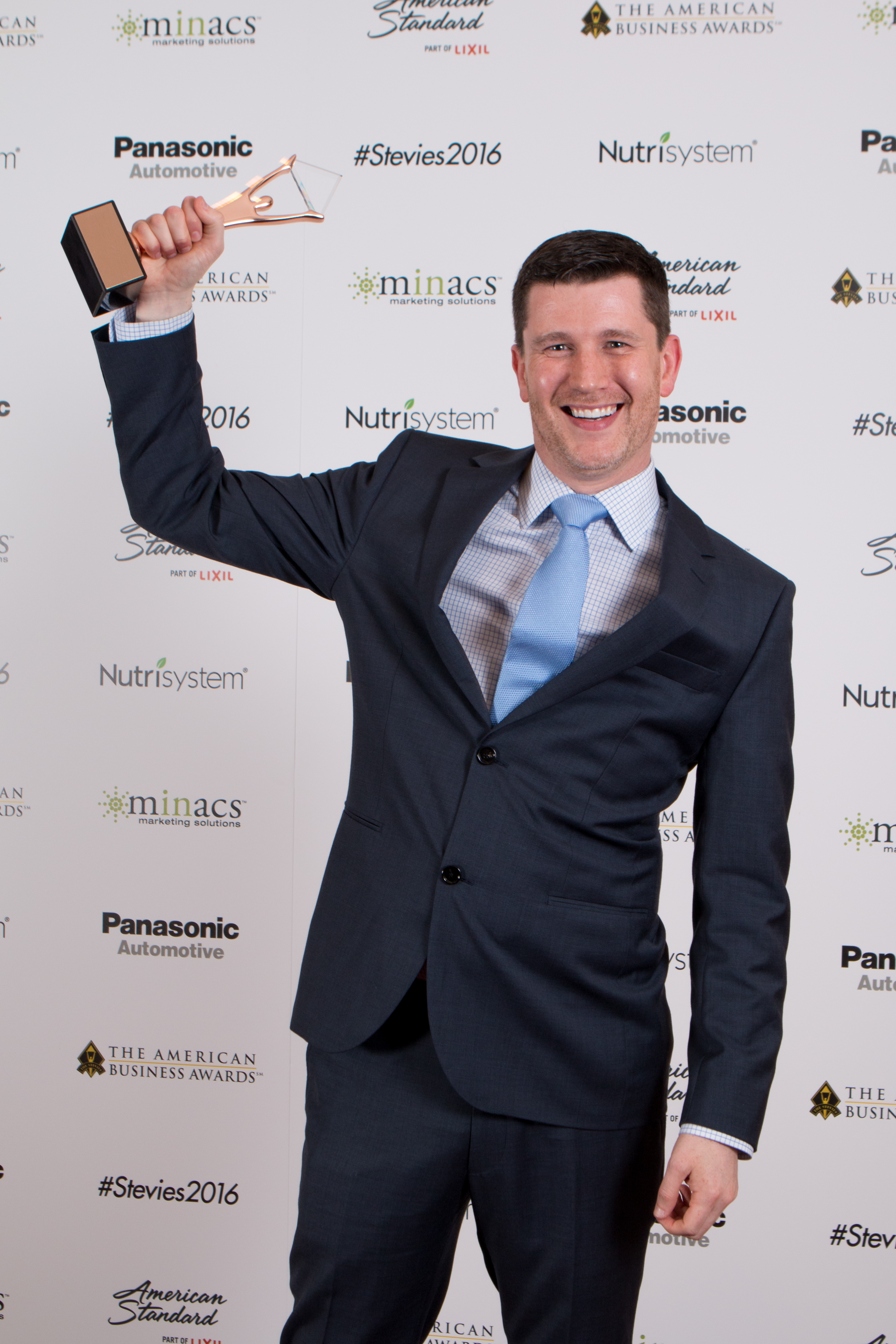 Jason Foss with a Bronze Stevie for iText